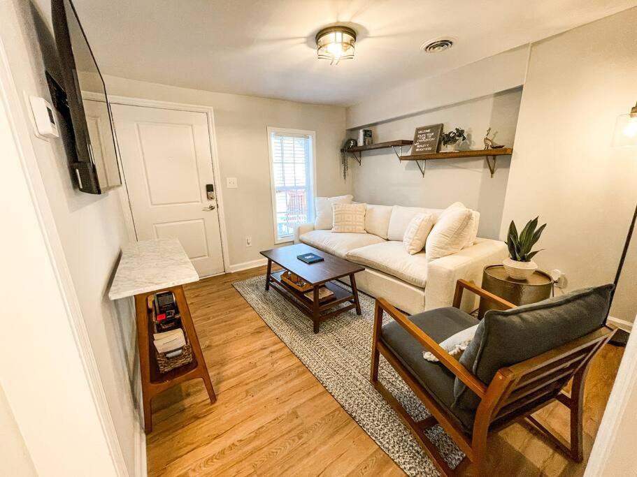 Southern Charm / Walkable/Outdoor Space/New Reno Чарлстън Екстериор снимка