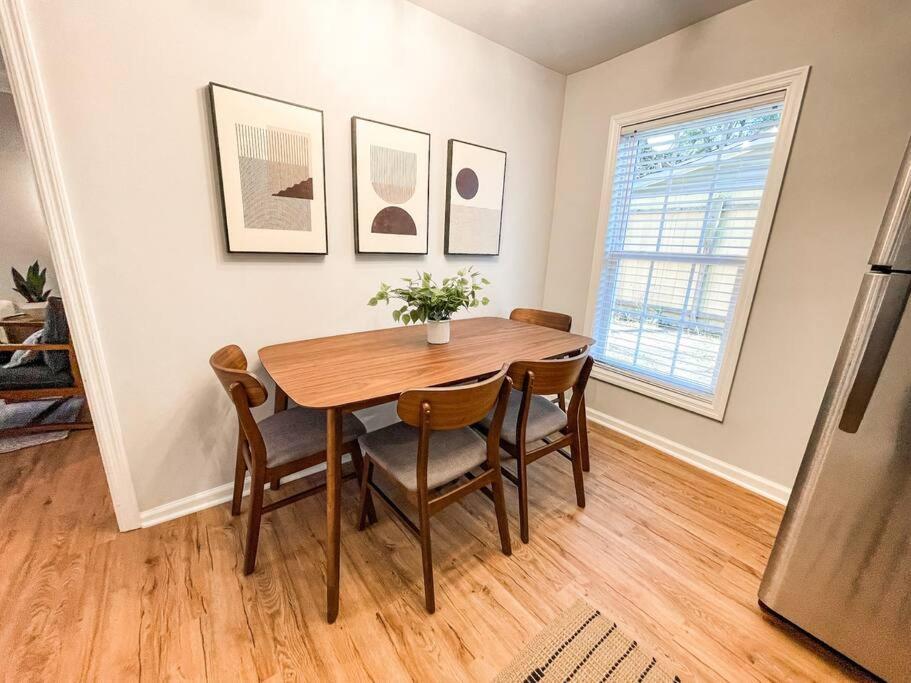 Southern Charm / Walkable/Outdoor Space/New Reno Чарлстън Екстериор снимка